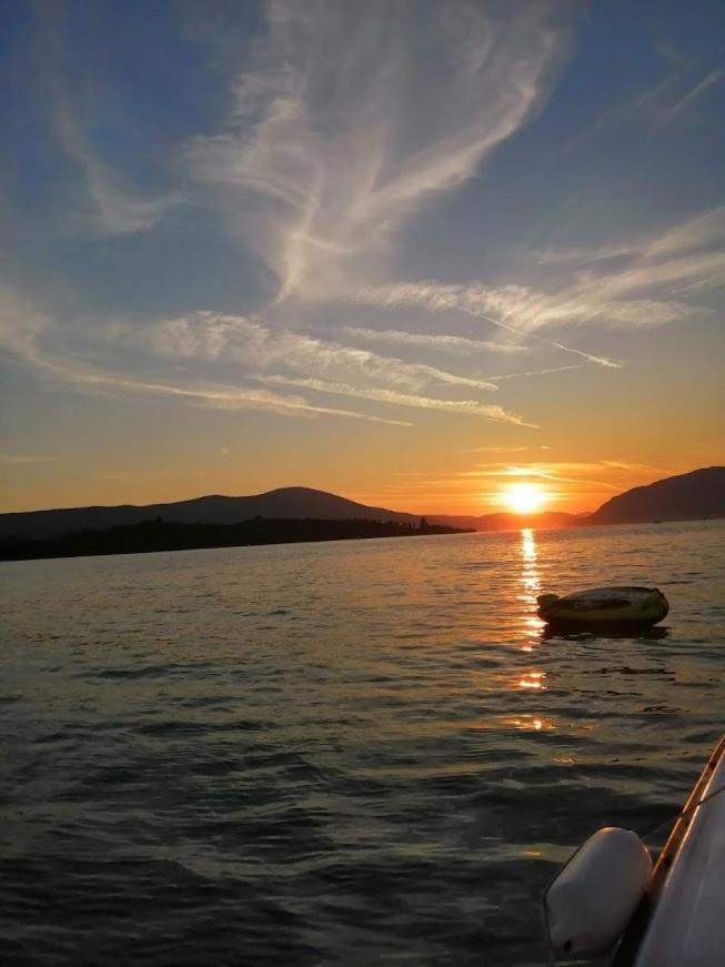 Bigova Glamping Hotel Kotor Eksteriør billede